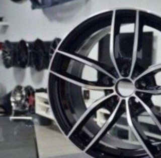 JUEGO DE 4 LLANTAS 18 STAR BLK VW039 5x100