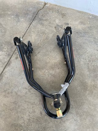 Elevador frontal para moto