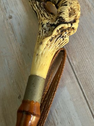 Elegante calzascarpe vintage figurato – 56 cm