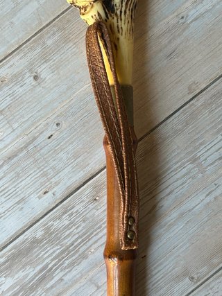 Elegante calzascarpe vintage figurato – 56 cm