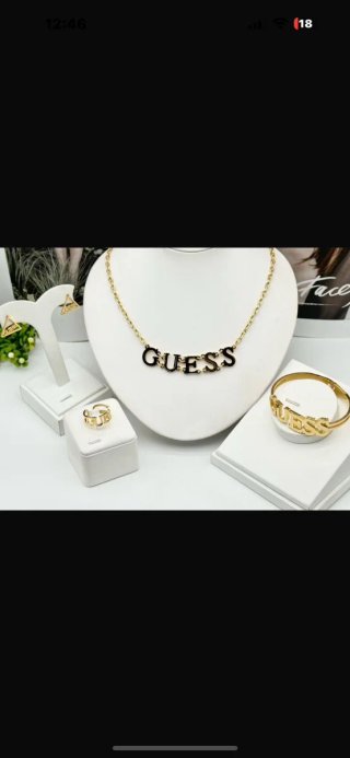 Conjunto Guess Collar, Pulsera,pendientes  y Anill