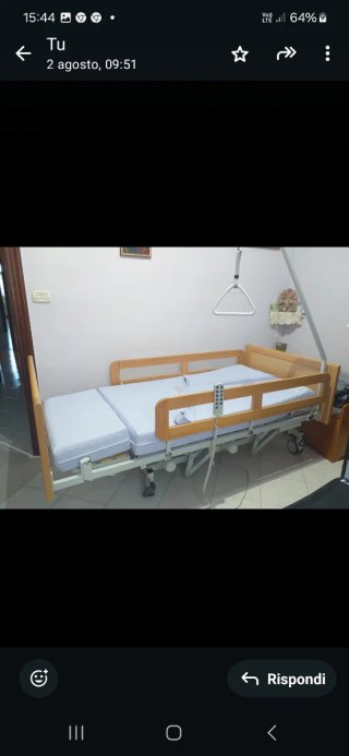 Letto elettrico Bemax per anziani