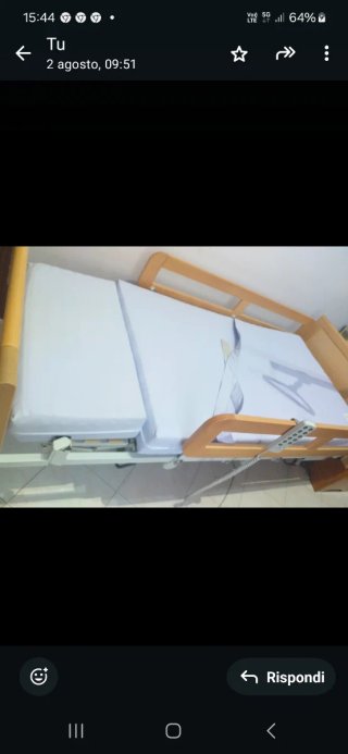 Letto elettrico Bemax per anziani