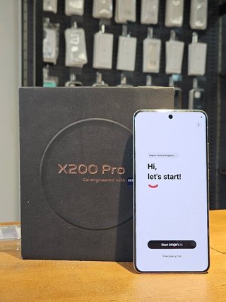 VIVO X200 PRO 512GB 16GB RAM TITANIUM