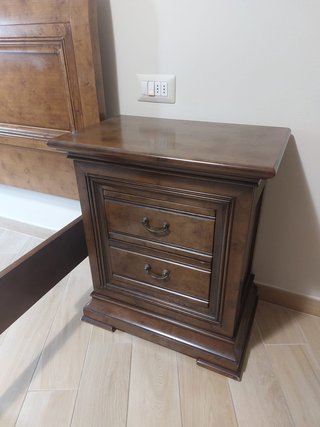 Coppia comodini legno massiccio