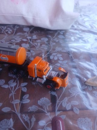 Camión Cisterna Majorette Gulf escala 1/87