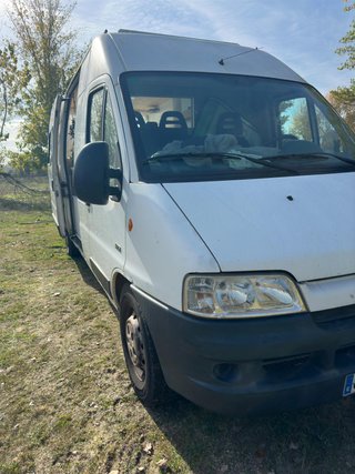 Furgoneta camper Peugeot Boxer 2004