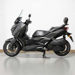 Yamaha XMAX 300