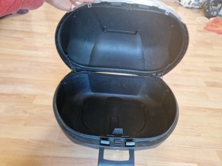 Baúl Shad SH47 Negro