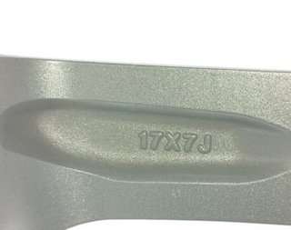 Nissan 2376442 d03001kk2a llanta juke (f15) 1.5
