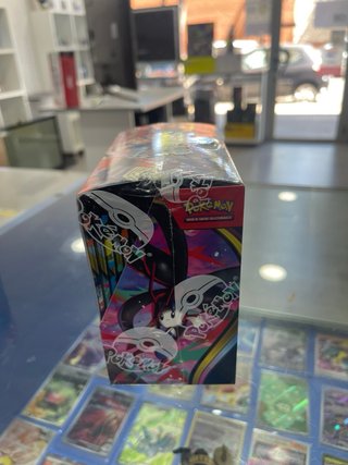 Booster Box Pokémon Caos Creciente