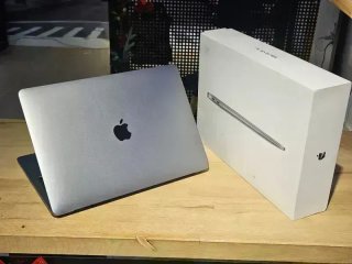 MACBOOK AIR 2020 13