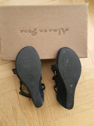 Sandalias Alma en Pena. Cuña, talla 39