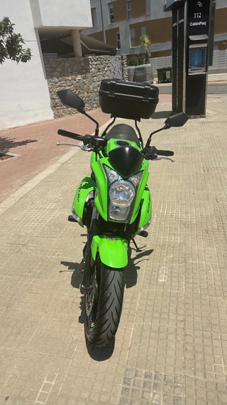 Kawasaki ER6n funciona todo ITV recien pasada