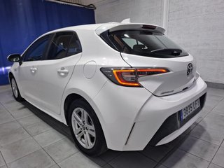 Toyota Corolla 1.8 125H BUSINESS E-CVT