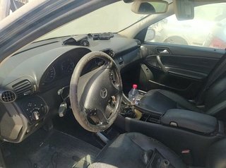 Piloto trasero derecho mercedes-benz 1739319 clase