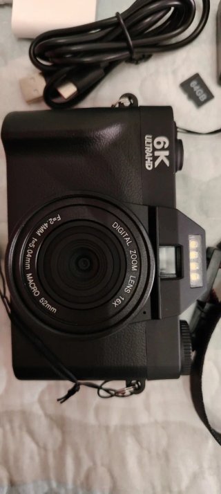 Cámara Digital 6K Ultra HD + Funda + micro