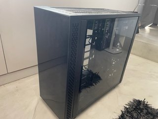 Thermaltake Torre PC con 3 ventiladores y hub