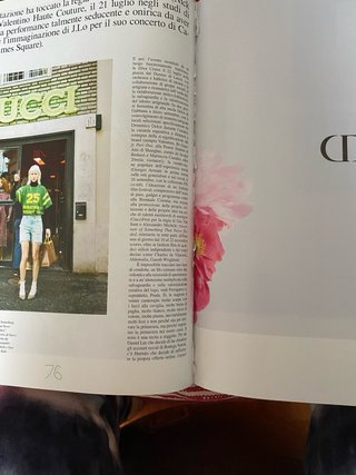 Tris riviste Vogue Italia 2021