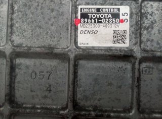 501138 centralita motor 8966102s50 toyota auris