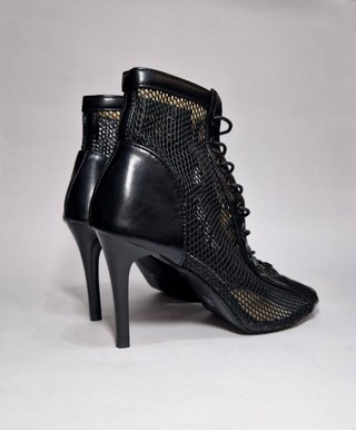 Botines de tacón de malla negros