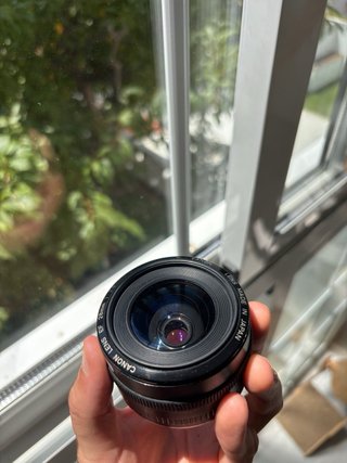 Canon EF 28mm f/2.8