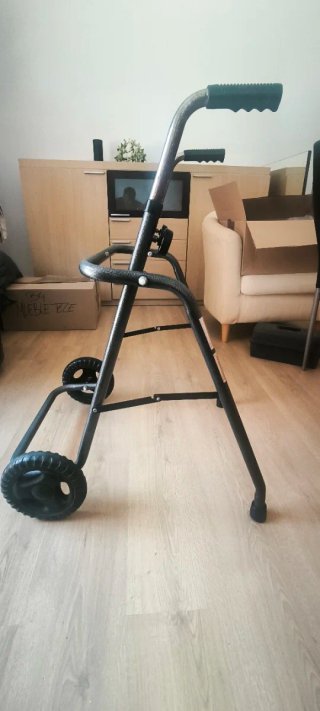 Andador/Caminador con ruedas