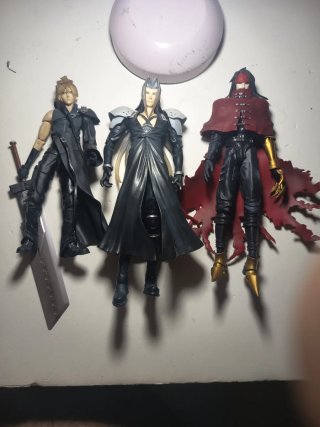 Figuras Final Fantasy Play Arts Kai
