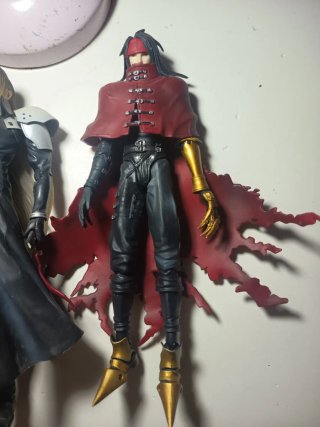Figuras Final Fantasy Play Arts Kai