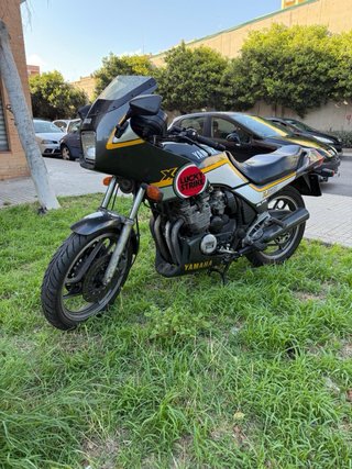Yamaha XJ 600