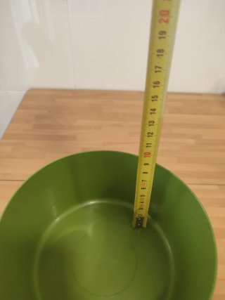 Balanza de cocina antigua verde