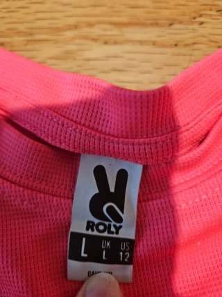 Camiseta deportiva rosa talla XL
