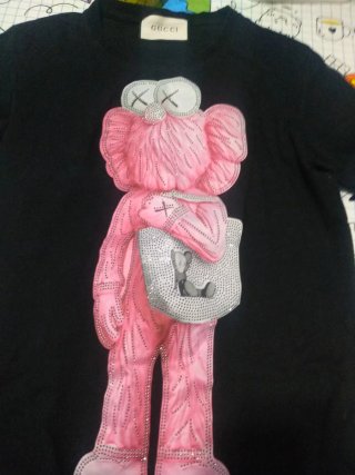 Camiseta Gucci Oso Rosa y Negro