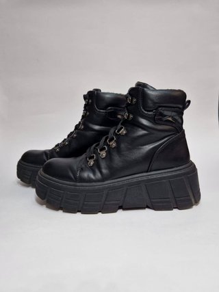 Botines negros plataforma gruesa
