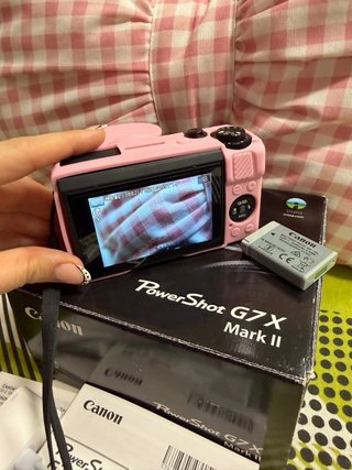 Canon PowerShot G7X Mark II con funda Rosa