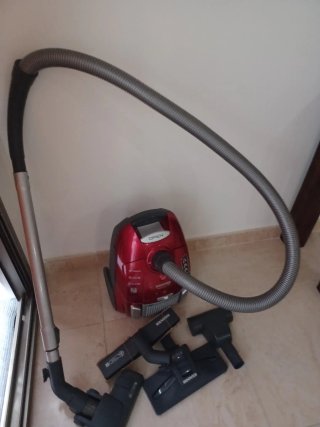 Aspiradora Hoover Roja Poco Uso