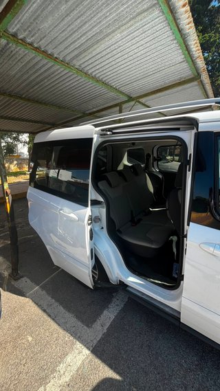 Ford Tourneo Courier 2015