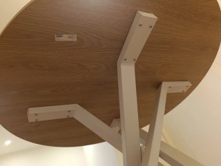 Mesa redonda IKEA Mariedamm madera clara