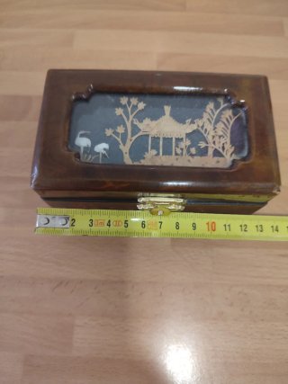 Joyero Clásico Japonés Marrón y Dorado
