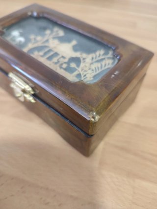 Joyero Clásico Japonés Marrón y Dorado