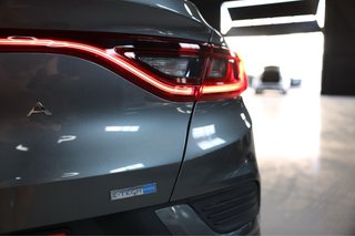 Renault Arcana E-Tech 2021