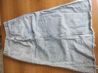 Gonna jeans M con spacco e sfrangiata