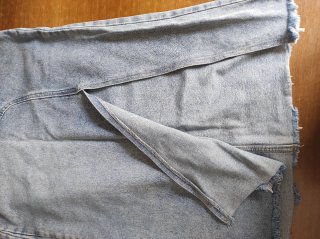 Gonna jeans M con spacco e sfrangiata
