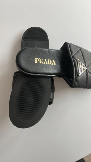 Chanclas negras nuevas talla 36