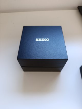 Caja Seiko Negra