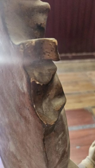 ANTIGUO SAGRADO CORAZÓN EN TRONO 73CM SELLO OLOT