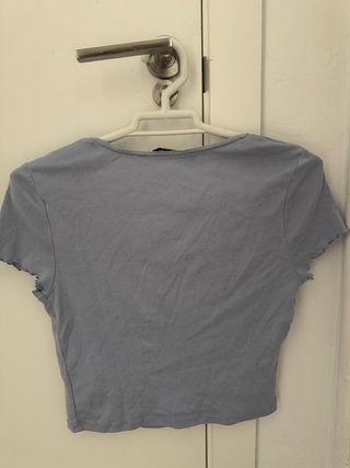 Camiseta crop lila Primark talla S