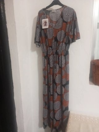 Vestido estampado floral nuevo