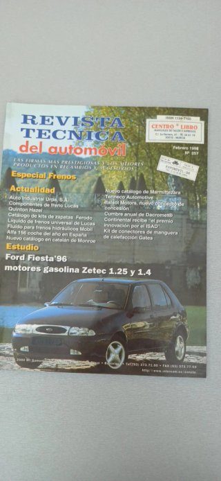 Revistas y manuales de coches antiguos