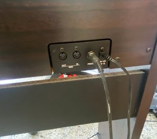 PIANO DIGITAL "KAWAI"